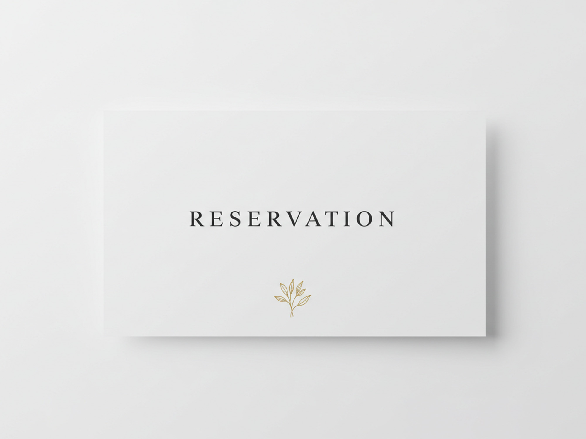 RESERVATIONの文字が書かれたシンプルなデザイン